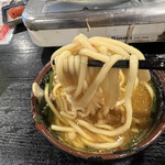 もつ鍋専門店 元祖 もつ鍋 楽天地 - 〆のちゃんぽん。ストレートの太麺。