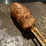 YAKITORI 燃 es - 青唐つくね　青唐辛子はあまりよくわからなかったけど肉がべらぼうにうまい　毎日お弁当に入れて欲しい