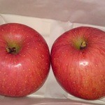 居酒屋 ふじさわ - 女将さんから頂いた秋田林檎のお裾分けです(*^艸^*