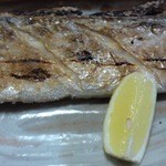 居酒屋 ふじさわ - 太刀魚の塩焼きです