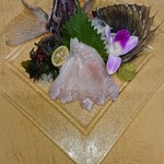 海鮮酒場 仙堂 - 八角の姿盛り