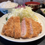 もち豚とんかつ たいよう - 上ロース定食