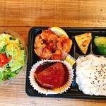 Gohan Ya Gu - 【テイクアウト】⑧煮込みバーグミックス/から揚げ　880円