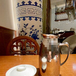 Rao Shi Sempyao Shanshouin - 凍頂烏龍茶はポットのお湯でお代わりが煎れられます♪