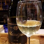 鮨匠 のむら - お酒③満寿泉　MASUIZUMI　MV98　オーク樽熟成(富山)
      米品種:非公開、精米歩合:50%
      【通常はご用意されていません】