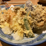 日本そば東京庵 - 野菜天ぷら盛り合わせ