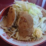 大黒家 - 二郎系ラーメン（中盛り・800円）