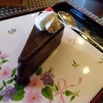 陽なたぼっこ - バレンタインに貰う柔らかいチョコですよ。生チョコレートですね。濃厚(笑)いちごも濃厚味でした。