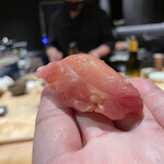 焼き鳥 とりら - アカの握り