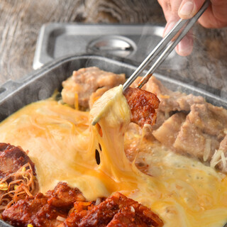 ワンランク上の“チーズタッカルビ”と“チヂミ”にファンも続出