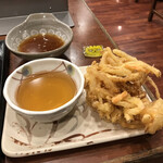 丸亀製麺 - 野菜かき揚げ140円（税込）　※揚げたて出ないので、見ただけでも分かる、微妙～～～