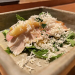 とり茶太郎 - ホロホロ鳥、茶太郎鳥胸たたき、山山葵掛け