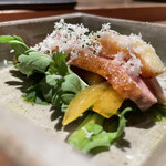 とり茶太郎 - ホロホロ鳥、茶太郎鳥胸たたき、山山葵掛け