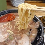 火の国 文龍 - 麺の様子