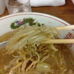 ラーメン二郎 - もやしはｼｯﾄﾘが美味しい