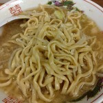 ラーメン二郎 - 熱々のうちに食べるのが吉！