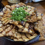 炭火焼き豚丼専門店 豚小家 - 