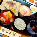 Nihonbashi - ゴージャス海鮮丼
