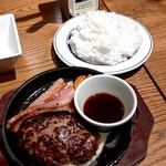 肉が旨いカフェ NICK STOCK - プレーンハンバーグ　トッピング厚切りベーコン