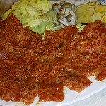 焼肉みなみ亭 - 第2回目訪問時のカルビです。初回とそん色ない鮮やかな肉色がたまりません。