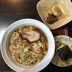 尾道ラーメン 桃竹 - 日替わり定食(尾道ラーメン)