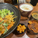 SPICY CURRY 魯珈 - 