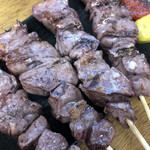 鶴見川橋もつ肉店 - 