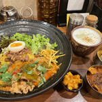 SPICY CURRY 魯珈 - 