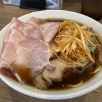 Niboshi Ramen Kogarasumaru - 〈限定〉ネギチャーシュー平打太麺