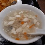 金沢飯店 - 豆腐のスープ