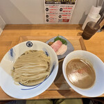 中華蕎麦 生る - 濃厚つけそば950円