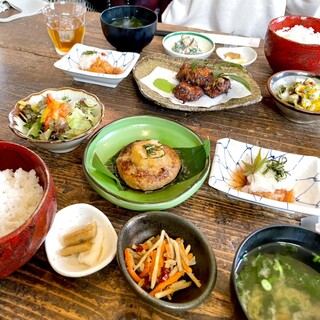 ネジマキカフェ_1