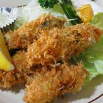 やまと - 201212　やまと　【おまけ】サービスランチ（カキフライ定食・800円）まあまあ大振りですね