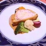 シェ フルール 横濱 - 白身魚のパイ包み