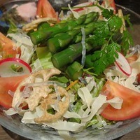 函館うに むらかみ 日本生命札幌ビル店 - アスパラガスのサラダ