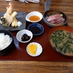 北灘漁協直送 とれたて食堂 - 