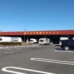 うどん食べ会館 - 市場内入って右側です