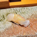 匠 進吾 - 真鯛の昆布〆