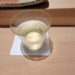 匠 進吾 - 冷酒はグラスでいただきました