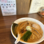 らーめんNageyari - しょうゆらーめん800円、味玉130円