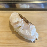 Shirahama Zushi - ・天然真鯛 炙り