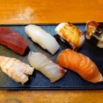 Matsuzushi - 令和3年12月 ランチタイム
                        昼ランチ竹(にぎり7貫＋赤出汁＋サラダ) 950円