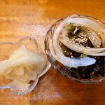 Matsu zushi - サラダ、ガリ