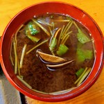 Matsu zushi - 赤出汁