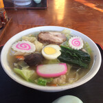 Mitsuwa - 五目ワンタン麺 横から