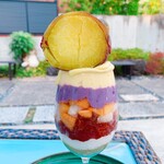 ICHIGO - 蜜芋と秋のフルーツパフェ