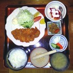 山膳 - 裾野農免道路「喰道楽やま膳」オール980円ランチとんかつ定食[ミサワホームセラミック静岡支店裾野市御宿定期借地権分譲編] 