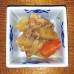 山膳 - 裾野農免道路「喰道楽やま膳」オール980円ランチ副菜肉じゃが[ミサワホームセラミック静岡支店裾野市御宿定期借地権分譲編] 