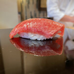 登喜和鮨 - 佐渡産の黒鮪240キロ軽く漬中トロ