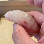 登喜和鮨 - 軽く酢橘と塩で！美味いに決まってます！笑笑